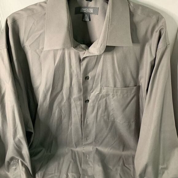 Kenneth Cole shirt  - Picture 3 of 3